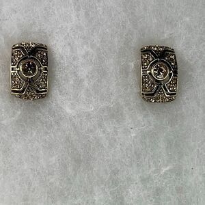 Vintage Monet clip ornate earrings.